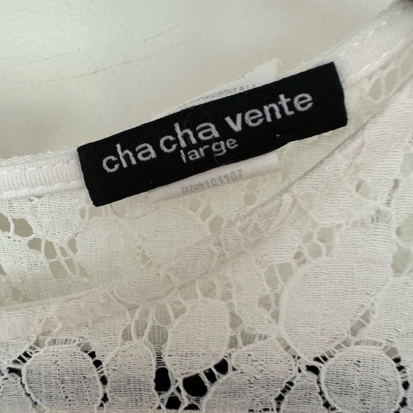 Cha Cha Vente Cold Shoulder Blouse - Picture 6 of 7